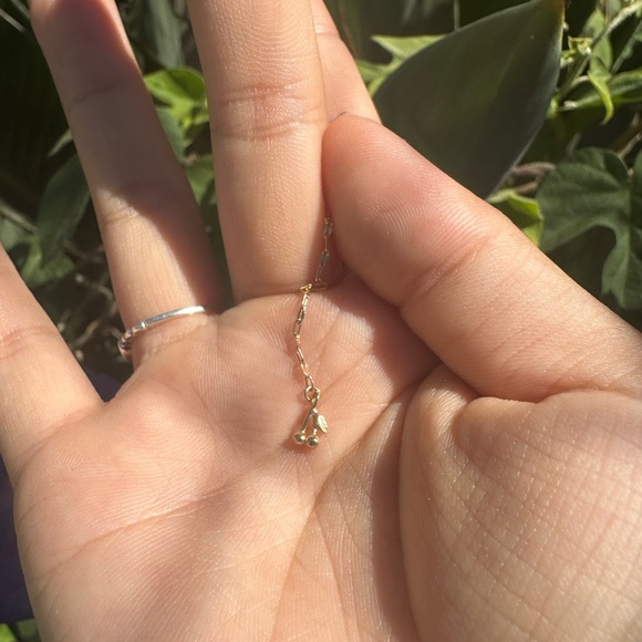 Catbird Forever Tinsel Bracelet with Cherry Charm 🍒 - Picture 3 of 3